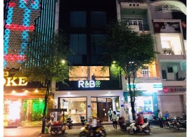 CHO THUÊ NHÀ MẶT TIỀN 768BC SƯ VẠN HẠNH, P12, QUẬN 10, HỒ CHÍ MINH. Giá 260 Triệu