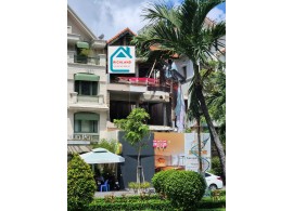 Cho thuê nhà mặt tiền 149 Phan Xích Long, P.2, Q.Phú Nhuận. Giá 180 Triệu