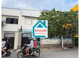 Cho thuê nhà mặt tiền: 18 Hoàng Dư Khương Q.10