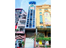 Cho thuê nhà 18 Phổ Quang, Phường 2, Quận Tân Bình. Giá 180 Triệu