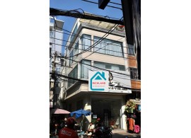 Cho thuê nhà  góc 2 mặt tiền: 264 Phạm Văn Hai P.5 Q.Tân Bình. Giá 55 triệu