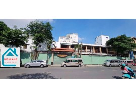 Cho thuê đất trống  Góc 3 mặt tiền: 10-12-14-16-18 Hoàng Việt P.4 Q.Tân Bình. Giá 250K/m2