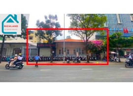 Cho thuê nhà mặt tiền 272 Nguyễn Đình Chiểu, Phường 6, Quận 3, Hồ Chí Minh. Giá 12.500$