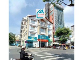 Cho thuê nhà mặt tiền 11 Hoàng Hoa Thám P.6 Q.Bình Thạnh. Giá thuê: 350 Triệu