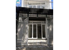 Cho thuê nhà 213- 215 đường 3/2 P.11 Quận 10. Giá 90 Triệu