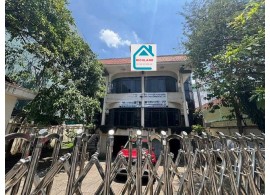 Cho thuê nhà 135 Nguyễn Văn Đậu P.5 Q.Bình Thạnh+ Giá thuê: 250 Triệu