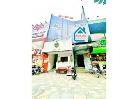 CHO THUÊ NHÀ MẶT TIỀN: 134 NGUYỄN THÁI HỌC, QUẬN 1. GIÁ 300 TRIỆU