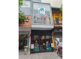 Cho thuê nhà mặt tiền 15 Đông Du, Bến Nghé, Quận 1. Giá 169 Triệu