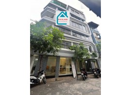 Cho thuê nhà  Góc 147 Ni Sư Huỳnh Liên, P.10, Q.Tân Bình. Giá 45 triệu