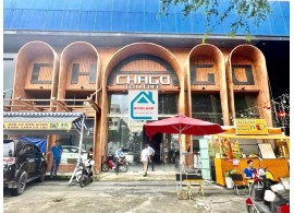 Cho thuê Nhà mặt tiền : 816 Sư Vạn Hạnh, Quận 10. Giá thuê : 9.500 USD/tháng