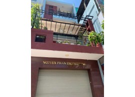 Cho thuê Nhà mặt tiền : 494 Cộng Hòa, Phường 13, Quận Tân Bình. Giá  thuê : 35 triệu/tháng