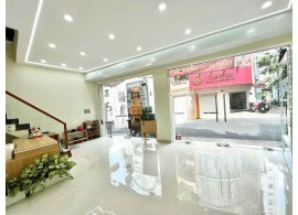 Cho thuê Nhà mặt tiền : 32-34 Rạch Bùng Binh, Phường 10, Quận 3. Giá thuê : 35 triệu/tháng/NET