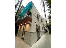 Cho thuê Nhà mặt tiền : 151 Bờ Bao, Tân Thắng, Quận Tân Phú. Giá thuê : 75 triệu/tháng