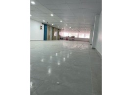 Cho thuê Tòa Nhà : 2/25 Bạch Đằng, Quận Tân Bình. Giá thuê : 330 triệu/tháng