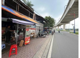 Cho thuê Đất Trống mặt tiền : 601 Xa Lộ Hà Nội, Thủ Đức. Giá thuê : 40 triệu/tháng