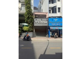 Cho thuê Nhà mặt tiền : 82 Huỳnh Văn Bánh, Phường 15, Quận Phú Nhuận. Giá thuê : 35 triệu/tháng