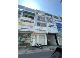 Cho thuê Nhà mặt tiền : 42 Hoa Sứ, Phường 2, Quận Phú Nhuận. Giá thuê : 45 triệu/tháng