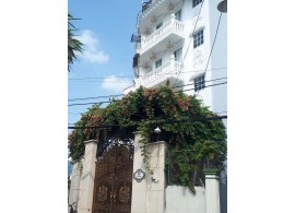 CHO THUÊ Mặt tiền : 52 Lê Trực, Phường 7, Quận Bình Thạnh. Giá thuê : 28 triệu/tháng