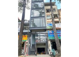 Cho thuê Nhà mặt tiền : 203A Đào Duy Từ, Quận 10. Giá thuê : 150 triệu/tháng