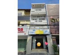 Cho thuê Nhà : 462 Cao Thắng, Phường 12, Quận 10. Giá thuê : 37 triệu/tháng