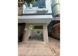 Cho thuê Nhà mặt tiền : 88 Trần Bình Trọng, Quận 5. Giá thuê : 100 triệu/tháng