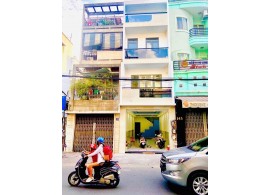Cho thuê Nhà mặt tiền : 141 Hòa Hảo, Phường 8, Quận 10. Giá thuê : 32 triệu/tháng