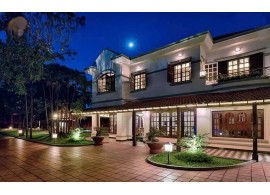 Cho Thuê Nhà Biệt Thự  : 48/6 Xuân Thủy, TP Thủ Đức. Giá thuê : 10.000 USD/tháng