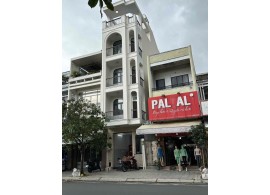Cho thuê Nhà mặt tiền : 302 Hàn Hải Nguyên, Phường 10, Quận 11. Giá thuê : 32 triệu/tháng