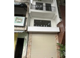 Cho thuê Nhà mặt tiền : 23 Phạm Văn Đồng, Phường 3, Quận Gò Vấp. Giá thuê : 35 triệu/tháng