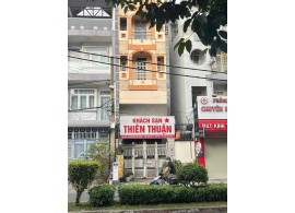 Cho thuê Nhà mặt tiền : 130 Nguyễn Cửu Đàm, Quận Tân Phú. Giá thuê : 39 triệu/tháng