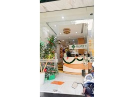 Cho thuê Nhà mặt tiền : 512 Lê Văn Sỹ, Quận 3. Giá thuê : 4.000 USD/tháng