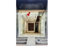 Cho thuê nhà mặt tiền 613 Tạ Quang Bửu, P.4, Q.8. Giá thuê: 45 triệu/tháng