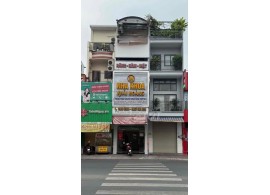 Cho thuê nhà 136 Phan Đăng Lưu, Q. Phú Nhuận. Giá thuê: 45 triệu/tháng