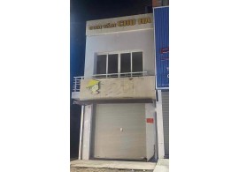 Cho Thuê Nhà : 883 Cách Mạng Tháng 8, Quận Tân Bình. Giá thuê : 30 triệu/tháng