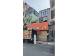 Cho thuê nhà mặt tiền 37–39 Chấn Hưng, Q. Tân Bình. Giá thuê: 35 triệu/tháng