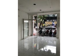 Cho thuê nhà mặt tiền – 245R Lê Văn Sỹ, P.13, Q.Phú Nhuận. Giá thuê: 45 triệu/tháng