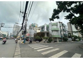 Cho thuê Nhà mặt tiền : 535–537 Nguyễn Duy Trinh, Thủ Đức. Giá thuê: 150 triệu/tháng