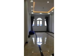 Cho thuê Nhà mặt tiền : 520 Nguyễn Chí Thanh, Phường 7, Quận 10. Giá thuê: 65 triệu/tháng