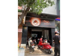 Cho thuê Nhà mặt tiền : 35 Xuân Hồng, Phường 12, Quận Tân Bình. Giá thuê: 30 triệu/tháng