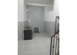 Nhà nguyên căn : 313/12C Nguyễn Trọng Tuyển, Phường 10, Quận Phú Nhuận.  Giá thuê: 17triệu /tháng