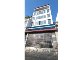 Cho thuê Tòa Nhà trung tâm Phú Nhuận. Giá thuê: 400 triệu/tháng