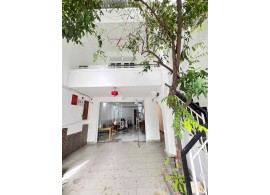 Cho Thuê Mặt Bằng : 606/121 Đường 3/2, Phường 14, Quận 10.  Giá thuê: 22 triệu/tháng