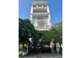 Cho Thuê Tòa Nhà : 21 Nguyễn Thanh Sơn, Thủ Đức. Giá thuê : 130 triệu/tháng