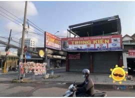 Cho thuê Nhà Góc 2MT :  Nguyễn Văn Linh – Lê Văn Lương, Quận 7 – vị trí vàng.  Giá thuê: 45 triệu/th