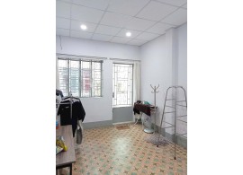 CHO THUÊ NHÀ HXH : 256/31 Nguyễn Tiểu La, Phường 8, Quận 10. Giá thuê: 16 triệu/tháng