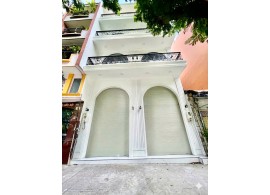 CHO THUÊ TÒA NHÀ MẶT TIỀN : 91–93 Trương Định, Quận 3. Giá thuê: 230 triệu/tháng (thương lượng)