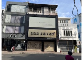 CHO THUÊ NHÀ MẶT TIỀN : 80 Hồ Văn Huê, Phường 9, Quận Phú Nhuận. Giá thuê: 50 triệu/tháng