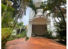 CHO THUÊ BIỆT THỰ SÂN VƯỜN ĐẲNG CẤP : 9 Đường 56, Thảo Điền, Thủ Đức. Giá thuê: 4.000 USD/tháng
