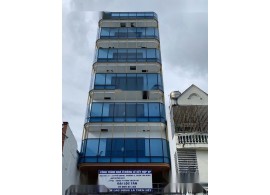 CHO THUÊ TÒA NHÀ MẶT TIỀN  : 21–23 Phổ Quang, Phường 2, Quận Tân Bình. Giá thuê: 300 triệu/tháng