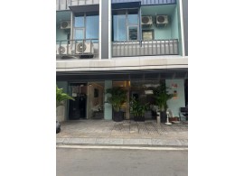 Cho Thuê Mặt Bằng : 54 Đặng Dung, Phường Tân Định, Quận 1. Giá thuê : 70 triệu/tháng